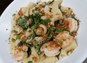Green Garlic, Shrimp and Asparagus Pasta2